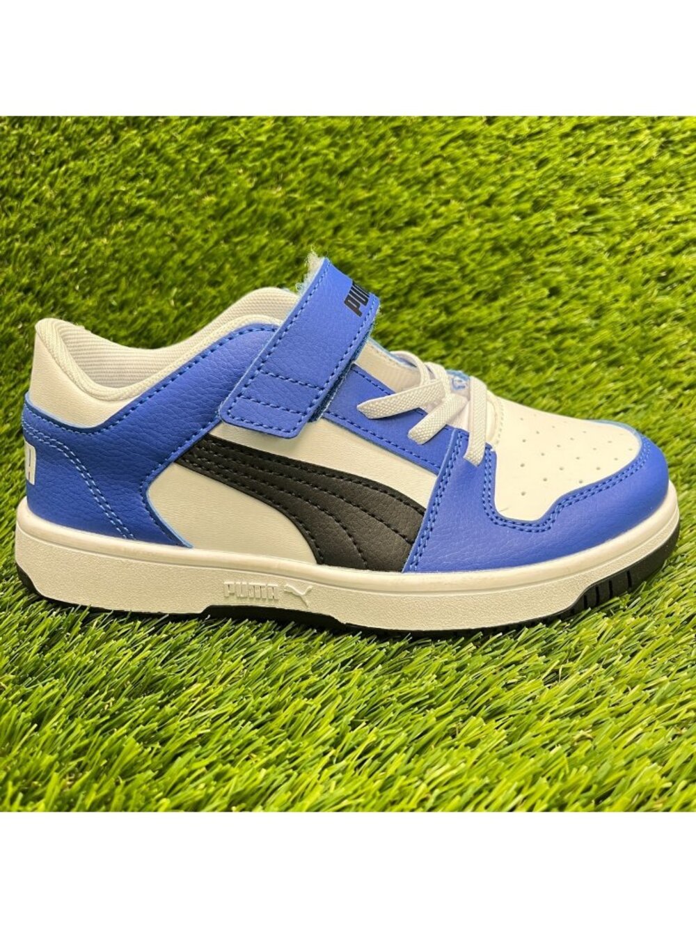 Puma Rebound Layup Lo SL V PS Boys Size 2Y White Blue Athletic Shoes Sneakers